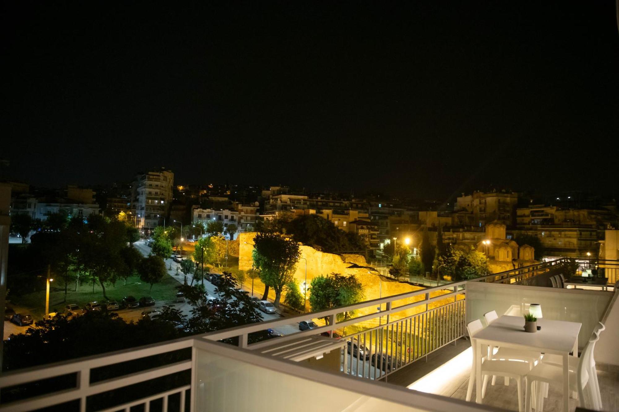 Skia Luxury Living Above The Walls Soluň Exteriér fotografie